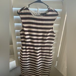 Banana Republic Dress (tweed), excellent condition.